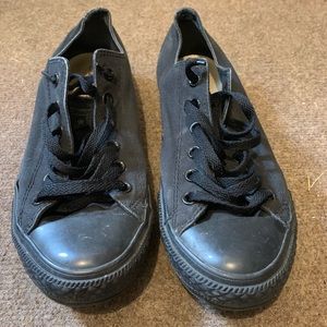 Black converse